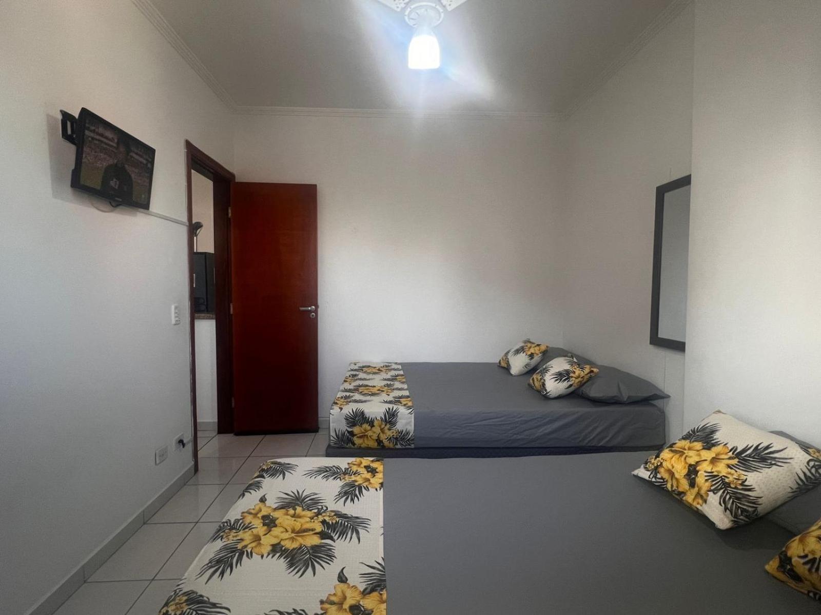 プライア・グランデLindo Apto 300M Praia Da Ocian E Centro - Vista Mar- Varanda Sacada - Wi-Fi 300 Mbps - Vaga De Garagem - Acomoda Ate 6 Pessoasアパートメント エクステリア 写真